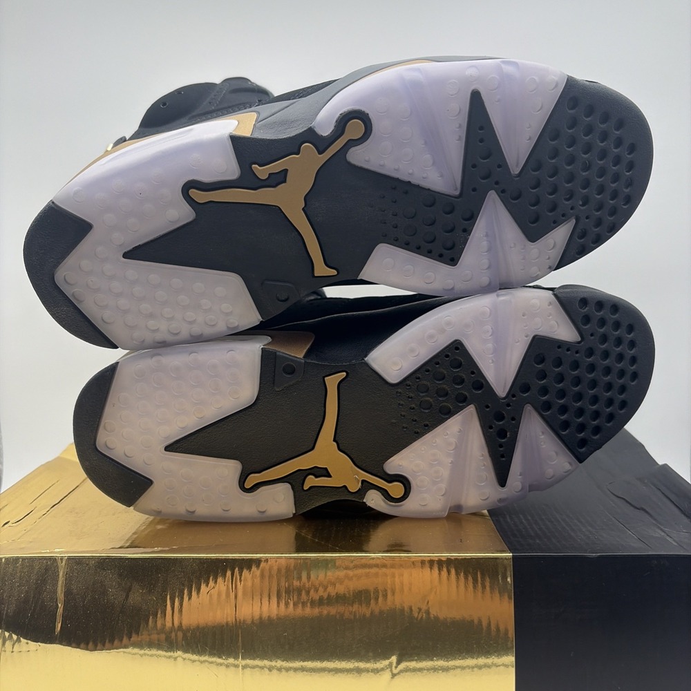 Size 9.5 - Jordan 6 Retro Defining Moments 2020 (CT4954-007) - Picture 5 of 10